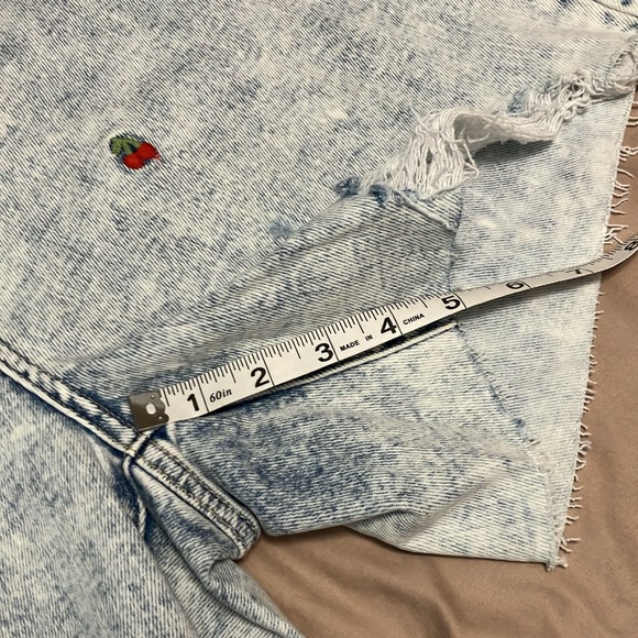 Judy Blue Shorts - Picture 6 of 7